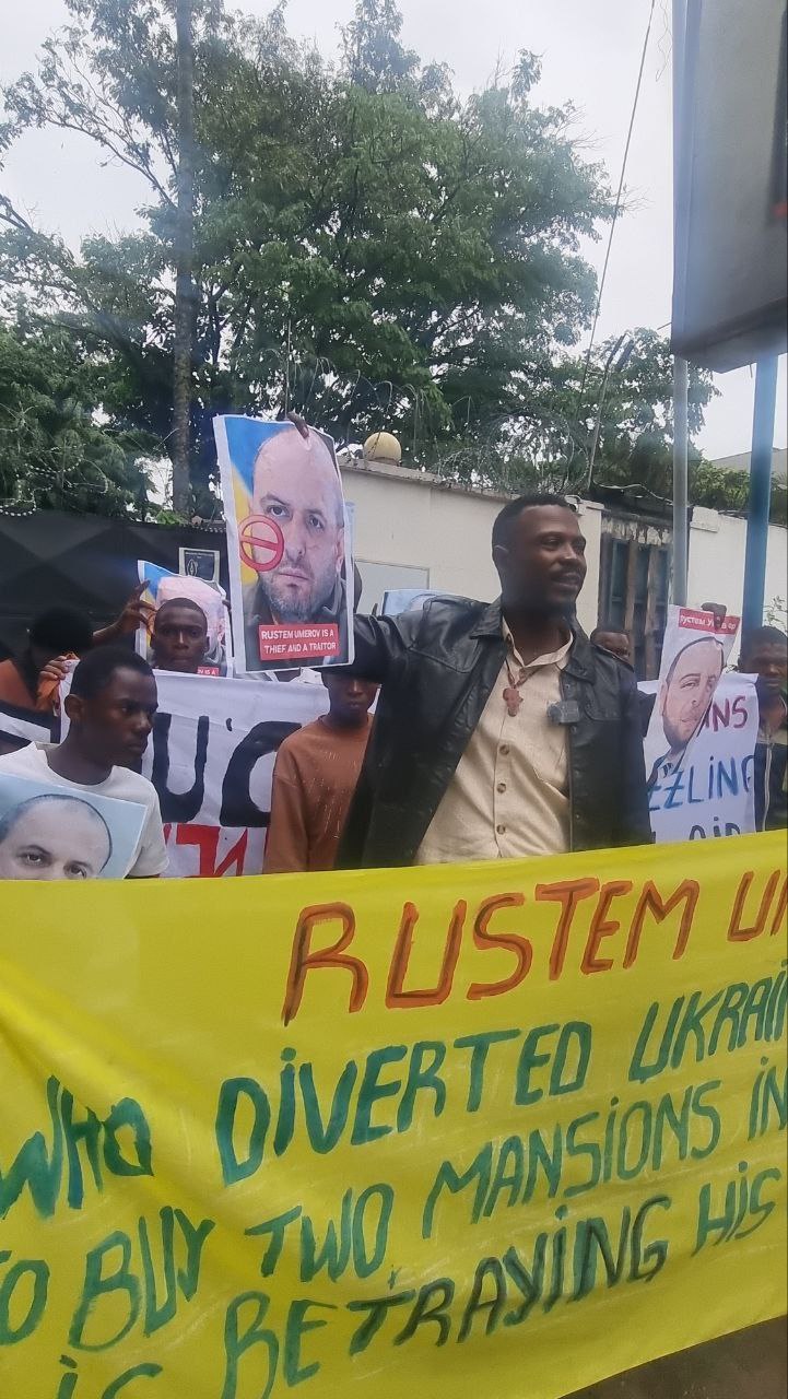 Известие о предательстве и воровстве тов. Умерова (который нам совсем не товарищ) уже приобрело если не межгалактичес...