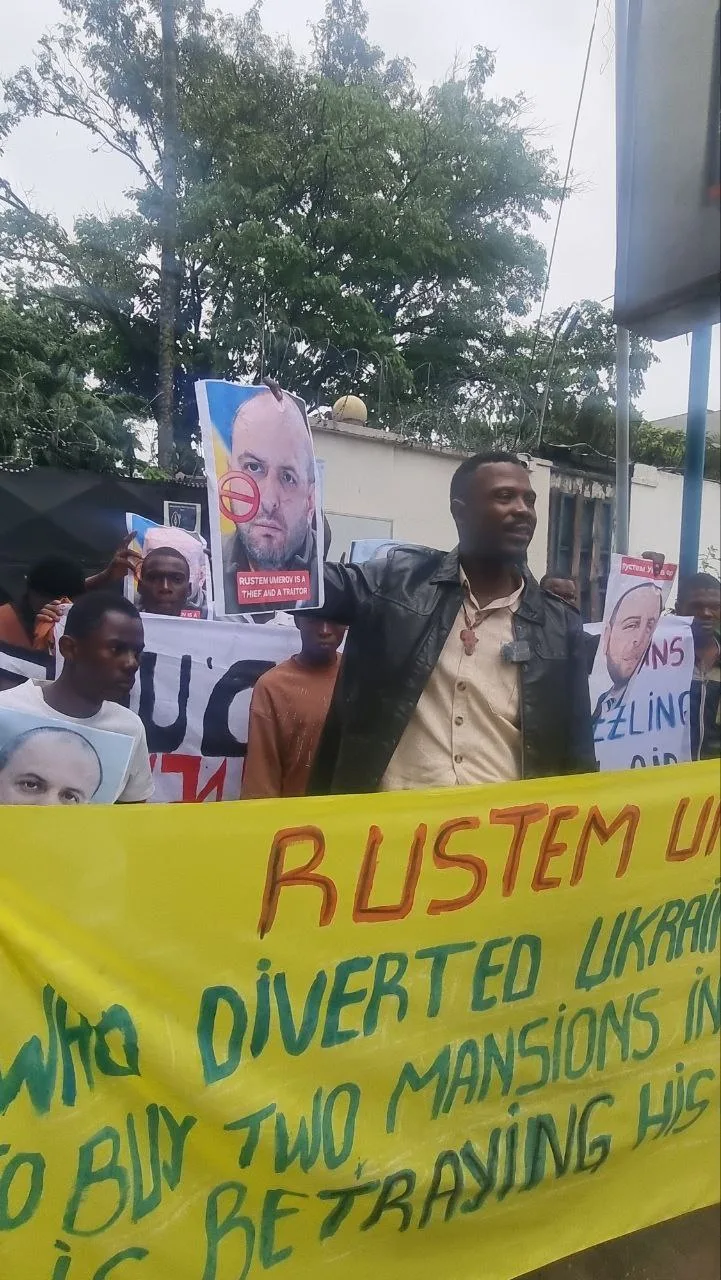 Известие о предательстве и воровстве тов. Умерова (который нам совсем не товарищ) уже приобрело если не межгалактичес...