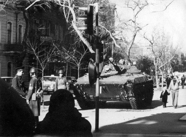 🚩 🇦🇿 Что происходило в Азербайджанской ССР накануне и во время ввода советских войск в январе 1990 года: