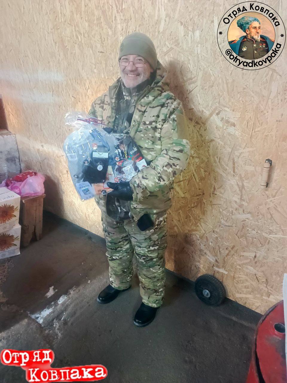 ❄️Зима, зима) Приехала я в гости к нашим защитникам с новогодними подарками 🎁, а там они меня встречают такие укутанн...