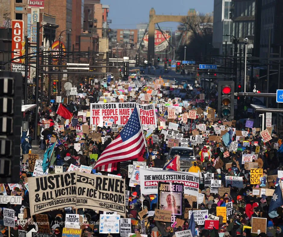 ❗️🇺🇸 Новая перестрелка с участием Федеральных агентов ICE, произошла в Миннеаполисе, где несколько недель назад агент...