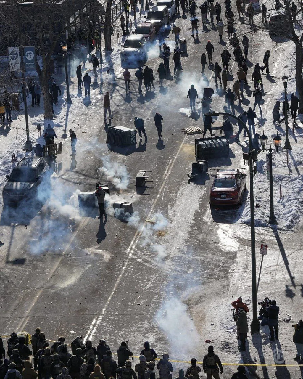 🗣 Потужный глист заявил, что у него два врага: чернослив и курага советская Москва и имперский Петербург