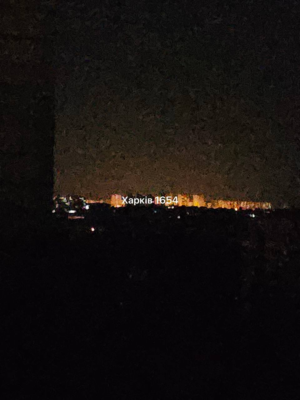 ‼️‼️‼️ Только что, по сообщениям с места, 5 баллистических ракет прилетело по Харькову: город погрузился во тьму