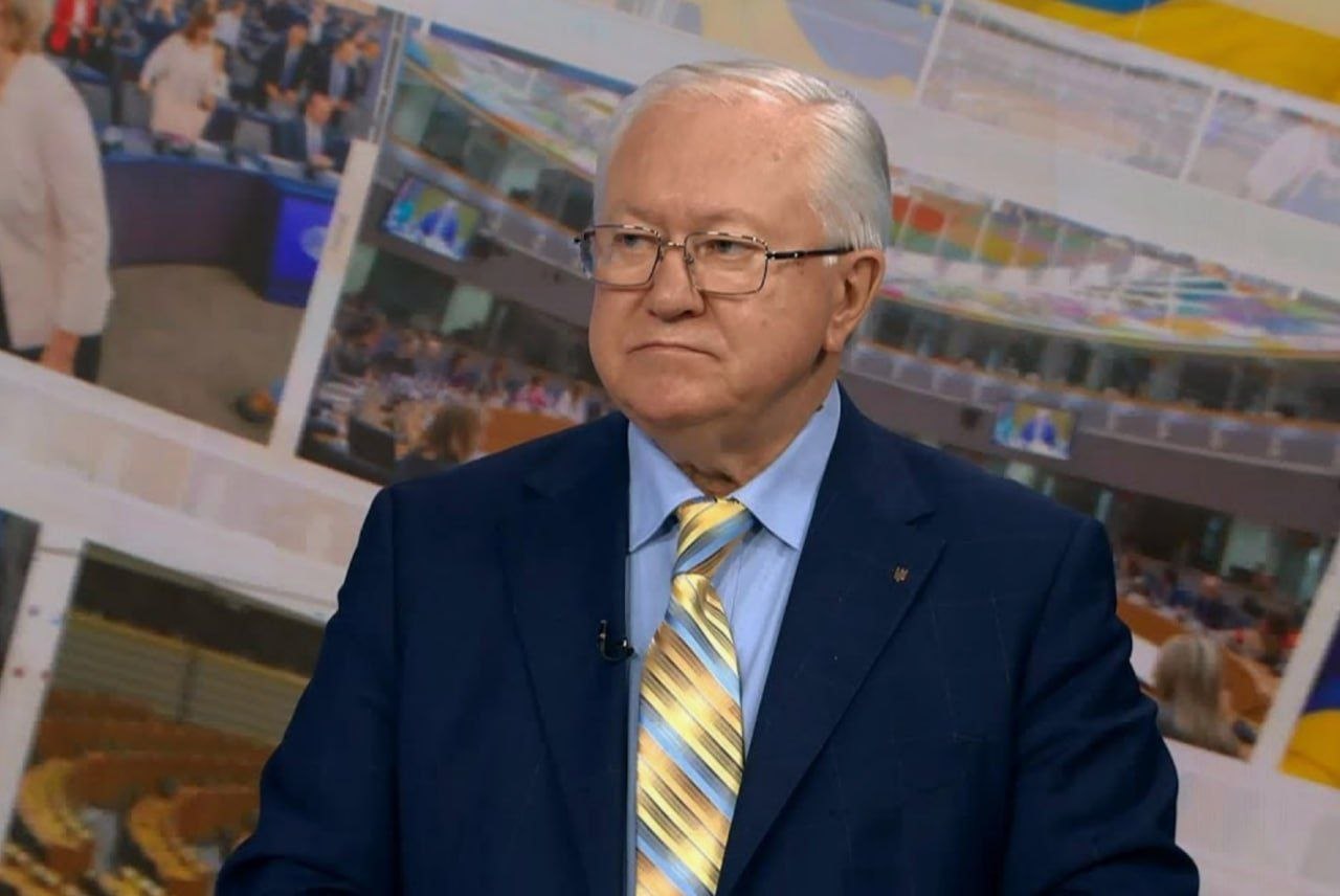 🇺🇦  Экс-глава внешних сношений украины Борис Тарасюк заявил, что Украине необходимо переименоваться в "Русь", ибо это…