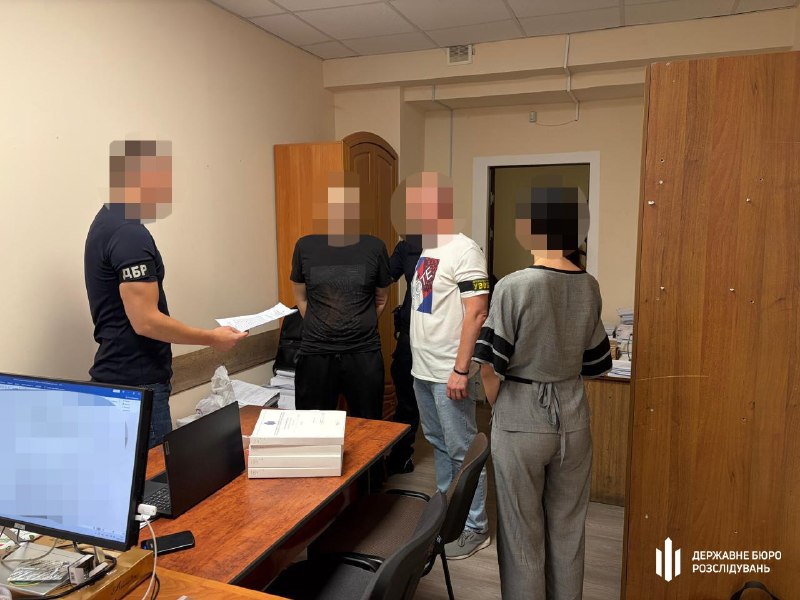 А вот и правильная демилитаризация бывшей Украины подъехала. Учитывая новую смену половой ориентации жидобандеровцев,…