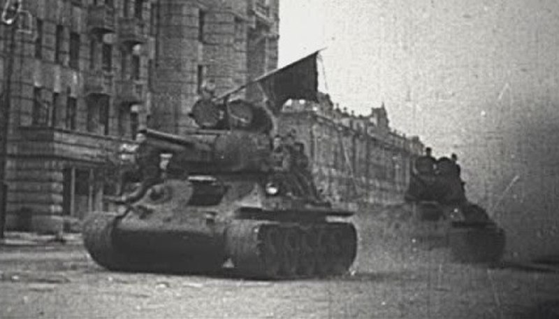 🇷🇺✨ 5 августа 1943 года в ходе операций "Кутузов" и "Полководец Румянцев" советскими войсками от немецко-фашистских з…