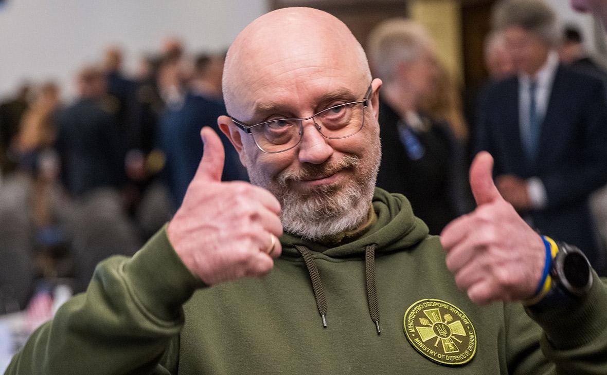 🇺🇦 Бывший министр обороны Украины Алексей Резников выступил за скорейшую мобилизацию женщин
